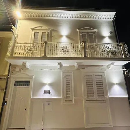 Civita Mare Luxury 招待所 *